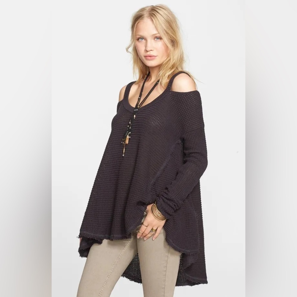 NWOT Free People Cold Shoulder Sweater Size Small